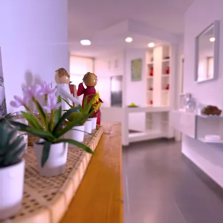 Tropicalidays Cristianos Seafront Bucanero Apartmán