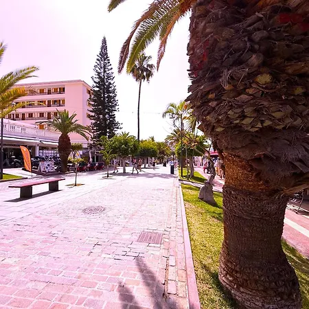 Tropicalidays Cristianos Seafront Bucanero Los Cristianos (Tenerife)